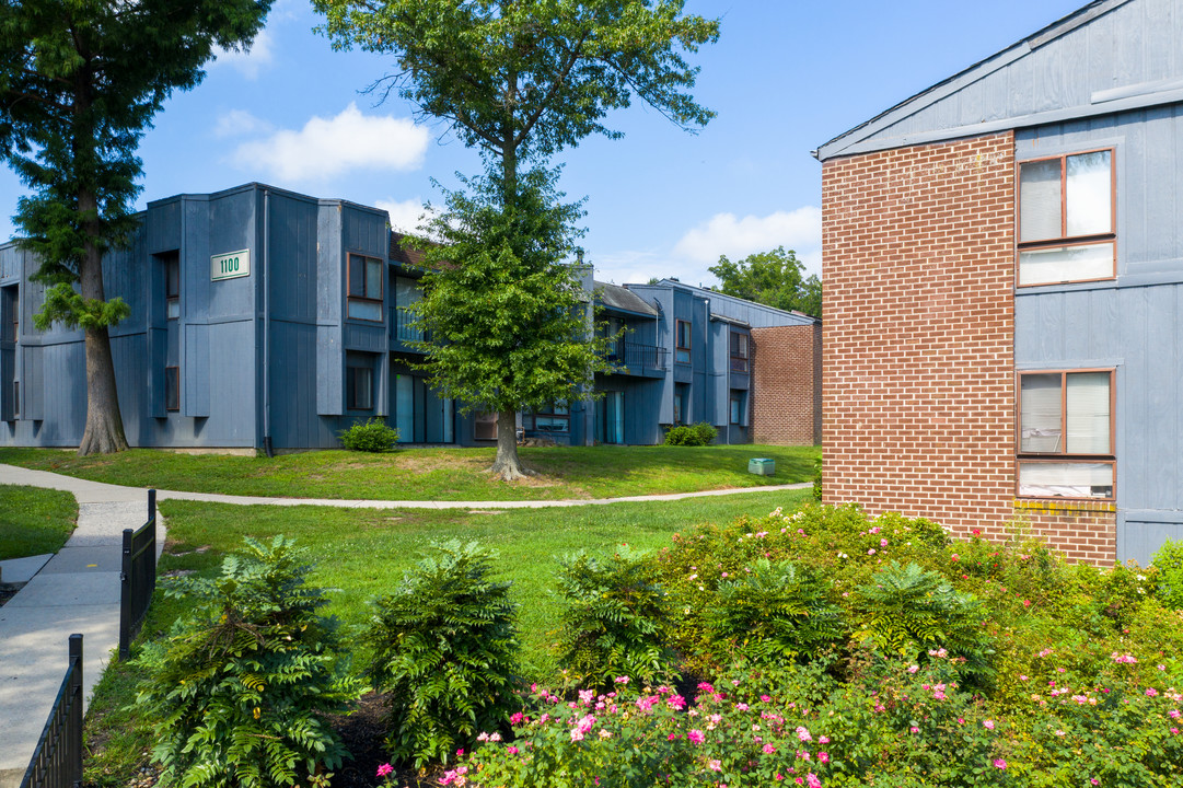 Stonington Court Apartments in Lindenwold, NJ - Foto de edificio