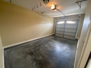 1936 Cambria Dr in Greenville, NC - Building Photo - Building Photo