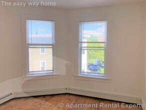 56 Portsmouth St, Unit #3 in Cambridge, MA - Foto de edificio - Building Photo