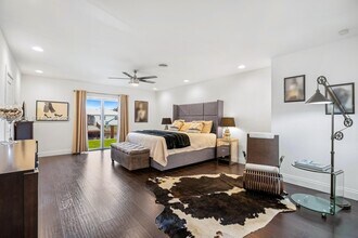 2830 NE 56th Ct in Fort Lauderdale, FL - Foto de edificio - Building Photo