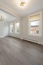 396 Woodlawn Ave in Jersey City, NJ - Building Photo - Building Photo