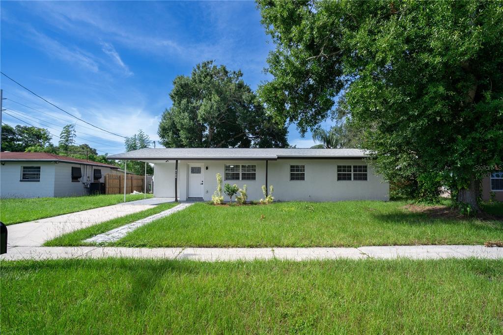 4104 W Wisconsin Ave in Tampa, FL - Building Photo