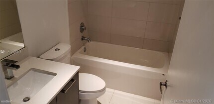 3508 NW 13th St-Unit -# 3508 in Lauderhill, FL - Building Photo - Building Photo