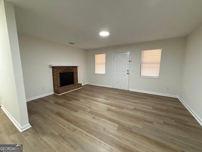160 W Paces Dr in Athens, GA - Building Photo - Building Photo