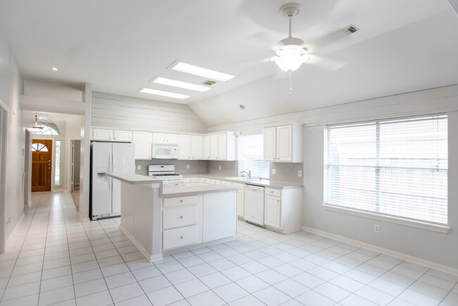 1722 Red Oak Terrace in Humble, TX - Building Photo - Building Photo