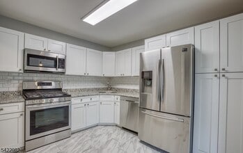 30 Birch Terrace in Mount Arlington, NJ - Building Photo - Building Photo