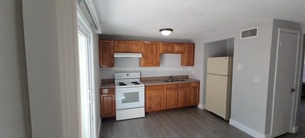 2648 Sunrise Village Dr in Orange Park, FL - Building Photo - Building Photo