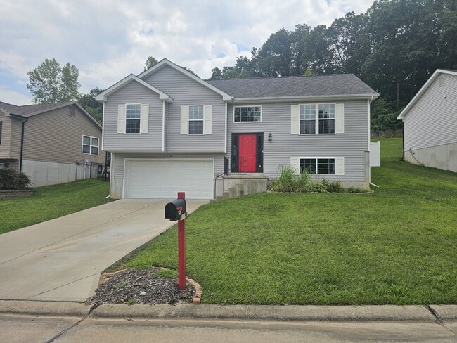 528 Conestoga Dr in House Springs, MO - Building Photo - Building Photo