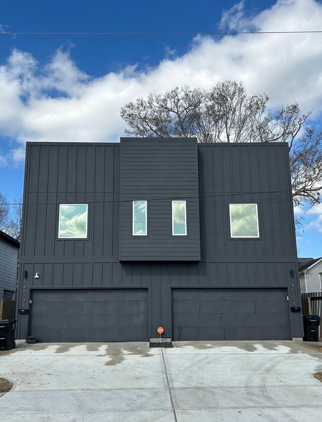 property at 4513 Reed Rd