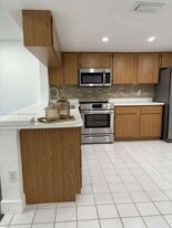 1005 Palm Beach Trace Dr in Royal Palm Beach, FL - Building Photo