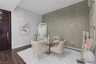 4525 Dean Martin Dr in Las Vegas, NV - Building Photo - Building Photo