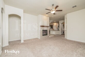 805 Joaquin Wy in Haslet, TX - Foto de edificio - Building Photo