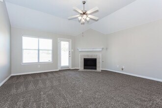 1016 Seider Ln in Grand Prairie, TX - Building Photo - Building Photo