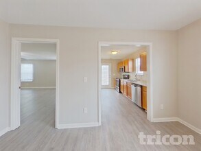 416 Dahoon Dr in Columbia, SC - Foto de edificio - Building Photo