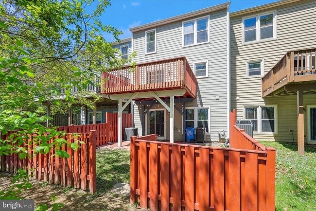 20412 Sunbright Ln in Germantown, MD - Building Photo - Building Photo