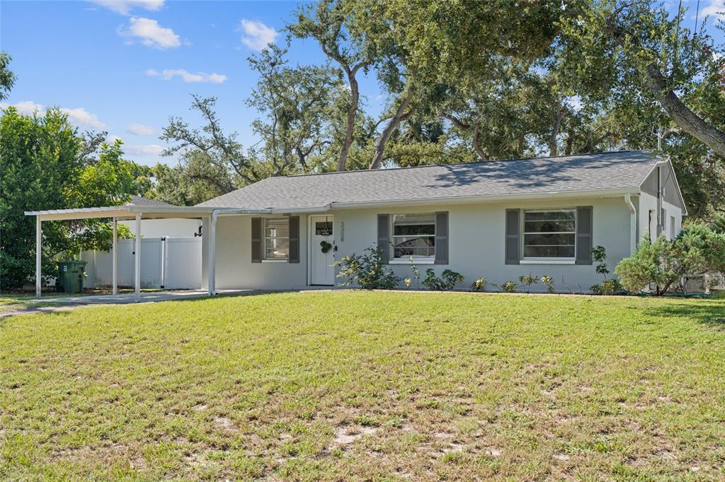 3308 W Van Buren Dr in Tampa, FL - Foto de edificio
