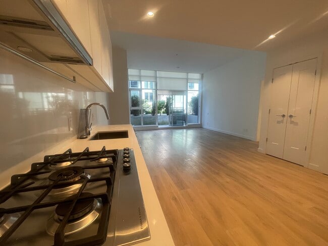 property at 1045 Austin Av