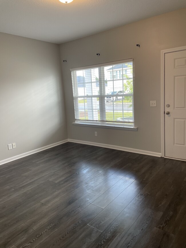 518 Brightleaf Cir in Hinesville, GA - Building Photo - Building Photo