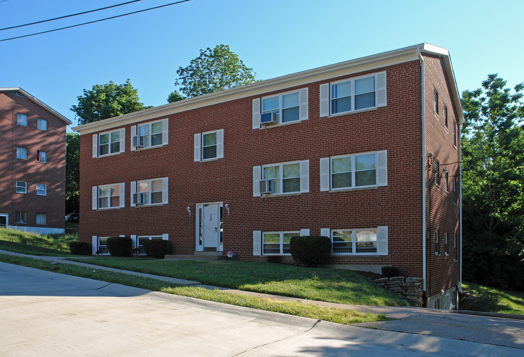 15 Bordeaux Dr in Newport, KY - Foto de edificio