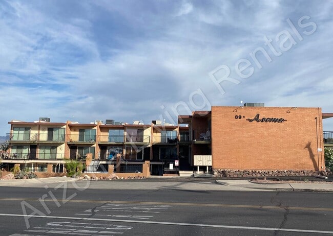property at 89 Acoma Blvd N