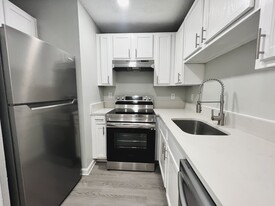 Crystal at Harwell Apartments