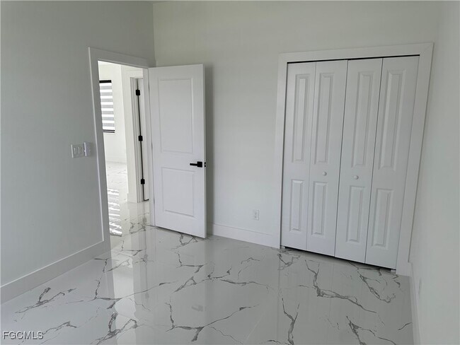 1825 NE 20th Terrace