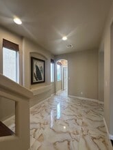 8125 Crimson Creek Ct in Las Vegas, NV - Building Photo - Building Photo