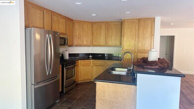 4537 Pronghorn Way in Antioch, CA - Building Photo - Building Photo
