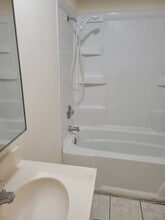 1192 Mitchell Ave, Unit 114 in Tustin, CA - Building Photo - Building Photo