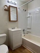 5150 Taku Dr, Unit 5150 in Anchorage, AK - Building Photo - Building Photo