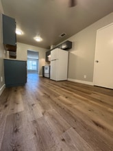 656 Sunnyside Ave in Clovis, CA - Building Photo - Building Photo