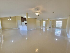2158 Punham Ct in Navarre, FL - Building Photo - Building Photo