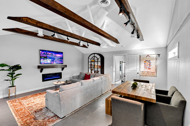property at 1607 Spring Ave