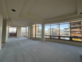 1500 Alberni St in Vancouver, BC - Building Photo