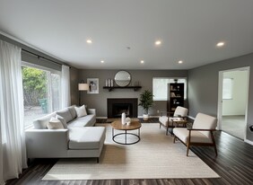 334 Cedar Rd in Vista, CA - Building Photo