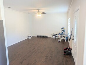 1028 E Houston St in Sherman, TX - Building Photo - Building Photo