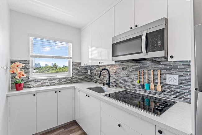property at 2401 SW 10th St