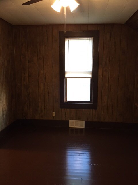 1018 Lockwood St in Alpena, MI - Building Photo - Building Photo