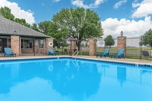 Port Crossing Apartments in Portage, IN - Building Photo