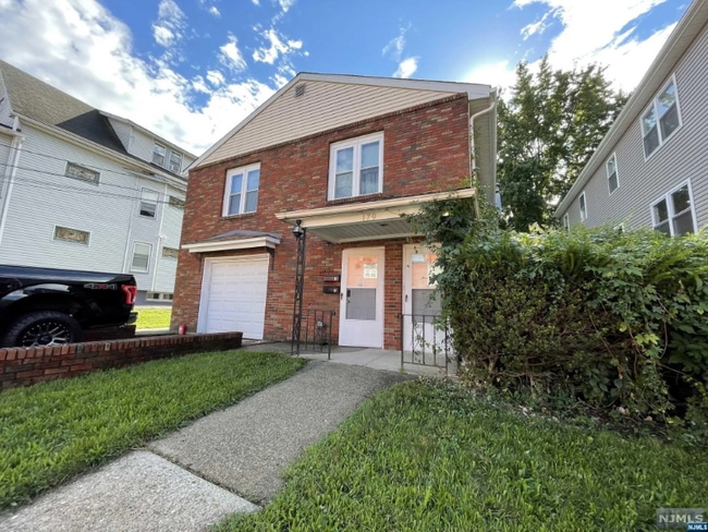 property at 179 Sheridan Ave