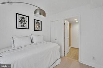 3401 38th St NW in Washington, DC - Building Photo - Building Photo