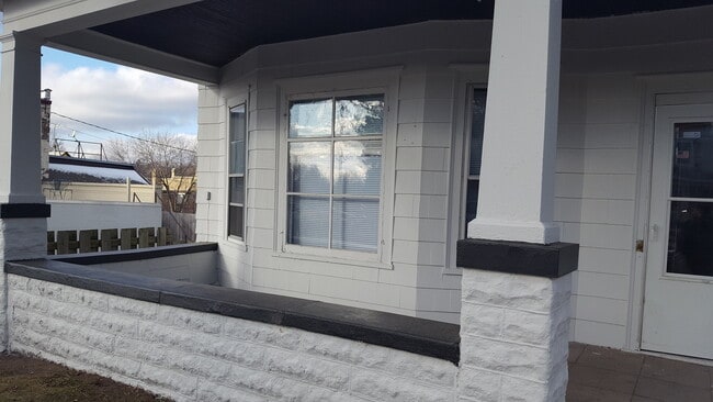 653 Sims Ave in St. Paul, MN - Building Photo - Building Photo