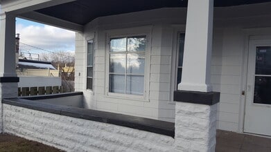 653 Sims Ave in St. Paul, MN - Foto de edificio - Building Photo