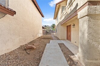 6609 W Joe Michael Way in Las Vegas, NV - Building Photo - Building Photo