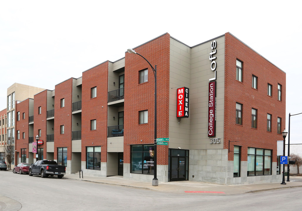 College Station Lofts in Springfield, MO - Building Photo