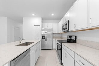 4667 Hollister Ave in Greenacres, FL - Building Photo - Building Photo