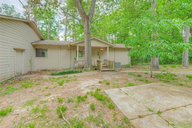 property at 330 Oak Tree Dr