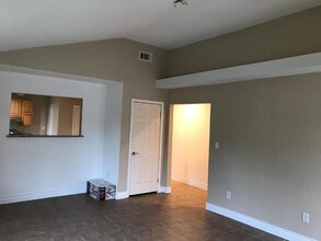 6009 Jacqueline Ln in Austin, TX - Building Photo - Building Photo