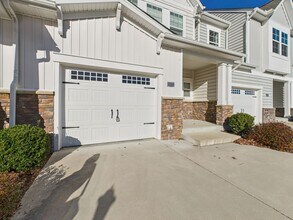 6600 Wy Pt Dr in Richmond, VA - Building Photo - Building Photo