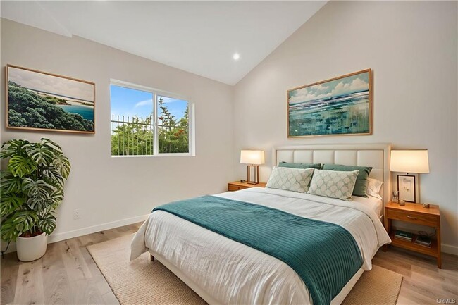 15241 Nurmi St in Los Angeles, CA - Building Photo - Building Photo